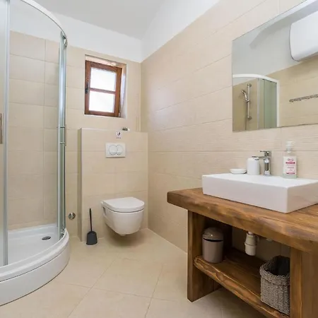 Four-bedroom In Muline