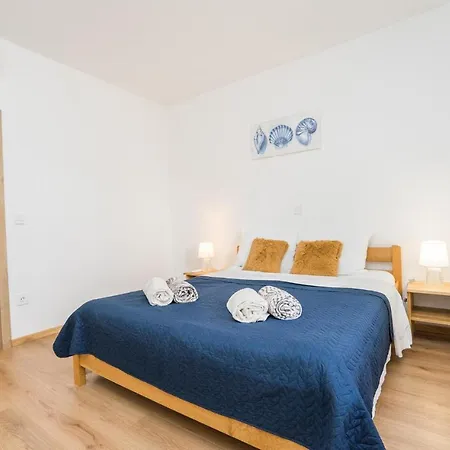Four-bedroom In Muline Сasa de vacaciones *