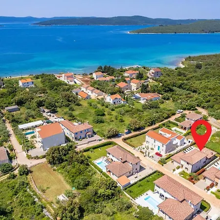Four-bedroom In Muline Сasa de vacaciones
