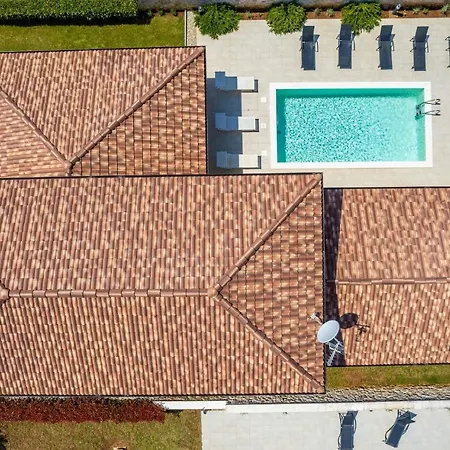 Сasa de vacaciones Four-bedroom In Muline Donje Selo