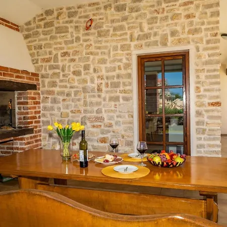 Four-bedroom In Muline